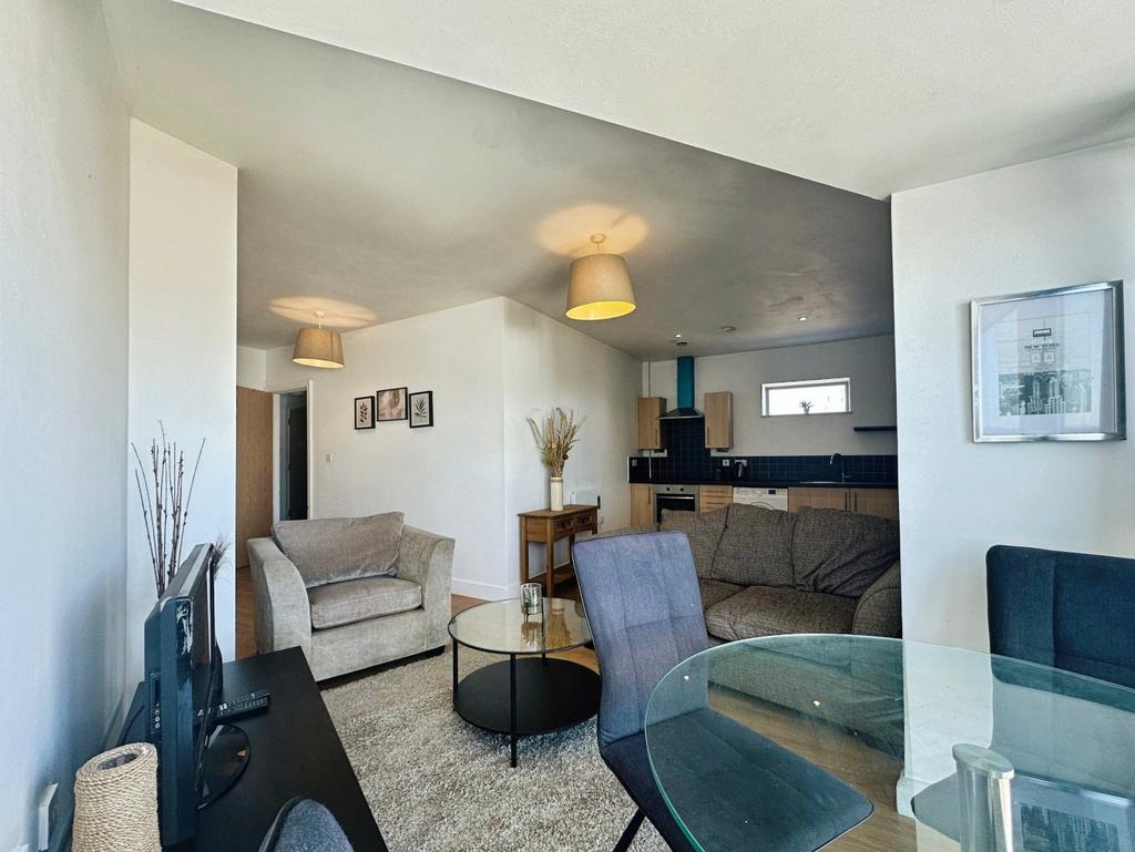 Living/Dining Area