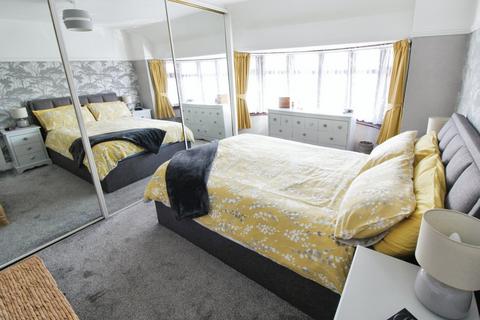 206 Flaxley Road, Birmingham, B33 9HD