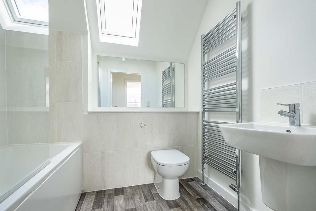 Main Bathroom