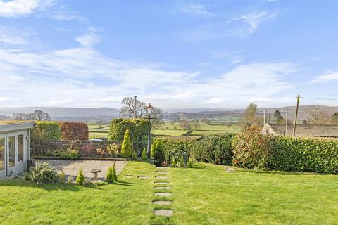 Windyridge Odda Lane, Hawksworth, Leeds, LS20 8NZ
