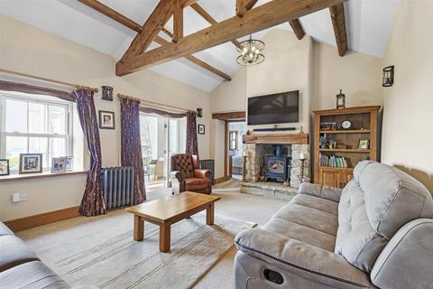 Windyridge Odda Lane, Hawksworth, Leeds, LS20 8NZ