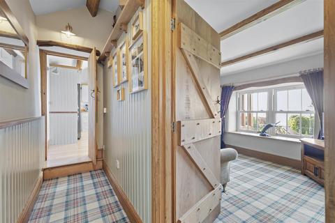 Windyridge Odda Lane, Hawksworth, Leeds, LS20 8NZ