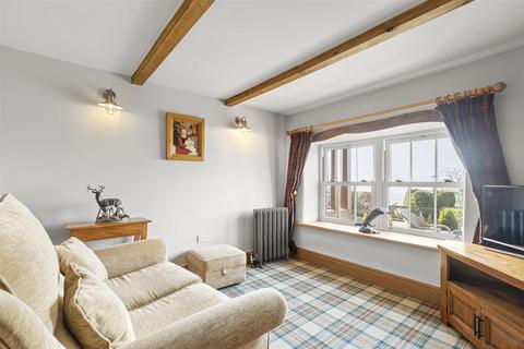 Windyridge Odda Lane, Hawksworth, Leeds, LS20 8NZ