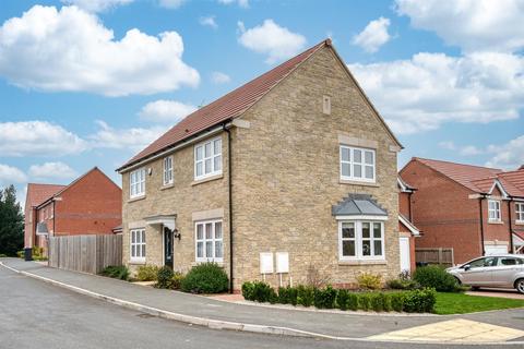 4 bedroom detached house for sale, Pinewood Drive, Shirland DE55