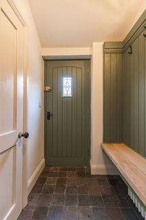4 bedroom cottage for sale, Four Bedroom Renovated Cottage