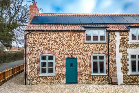 2 bedroom cottage for sale, Renovated Two Bedroom Cottage