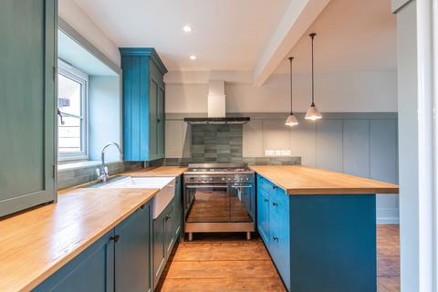 2 bedroom cottage for sale, Renovated Two Bedroom Cottage