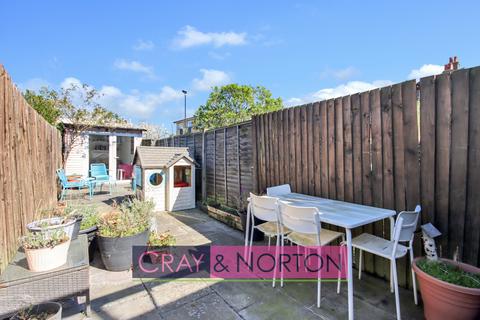 4 Cresswell Road, London, SE25 4LR
