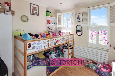 4 Cresswell Road, London, SE25 4LR