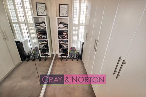 4 Cresswell Road, London, SE25 4LR