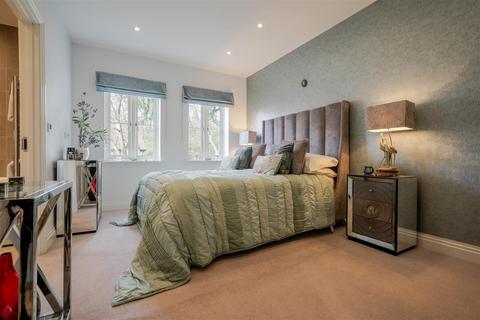 3 bedroom apartment for sale, Boleyn Mews, Ascot
