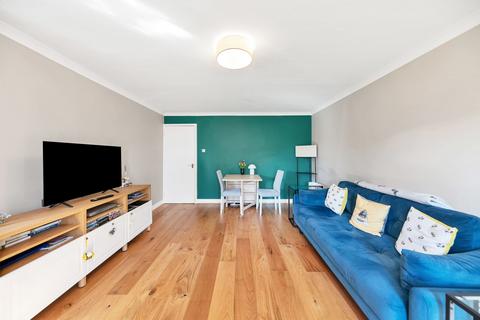 2 bedroom flat for sale, Old North Road, Royston SG8