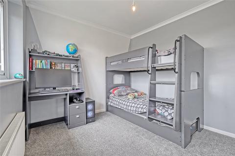 14 Copperfield, Billericay, CM11 2SB