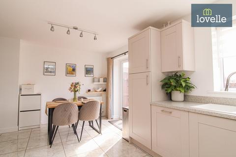 3 bedroom semi-detached house for sale, Gervase Holles Way, Grimsby DN33