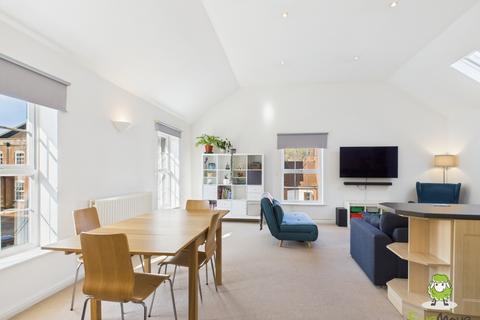 1 Burgate Crescent, Sherfield On Loddon, Hook, RG27 0SP