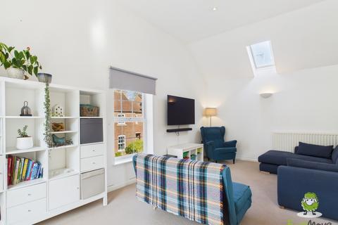 1 Burgate Crescent, Sherfield On Loddon, Hook, RG27 0SP