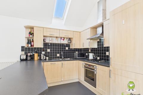 1 Burgate Crescent, Sherfield On Loddon, Hook, RG27 0SP