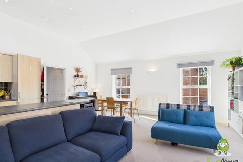 1 Burgate Crescent, Sherfield On Loddon, Hook, RG27 0SP