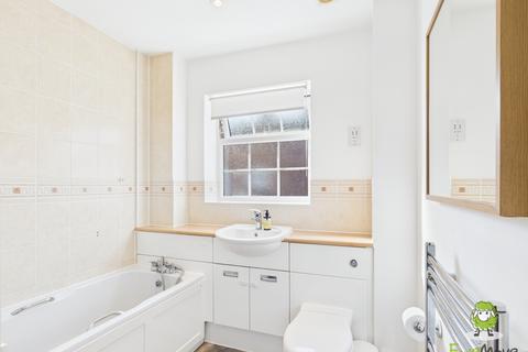 1 Burgate Crescent, Sherfield On Loddon, Hook, RG27 0SP
