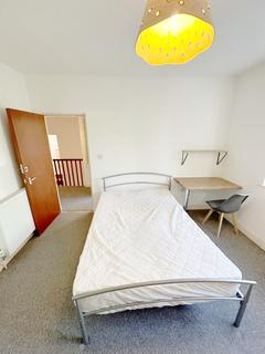 132 Birchfields Road, Manchester, M14 6PE
