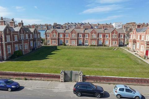3 bedroom end of terrace house for sale, Victoria Parade, Ramsgate CT11