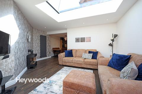 273 Birches Head Road, Stoke-on-trent, ST1 6NB