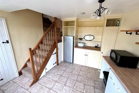 74 Abbey Row, Malmesbury, SN16 0AQ