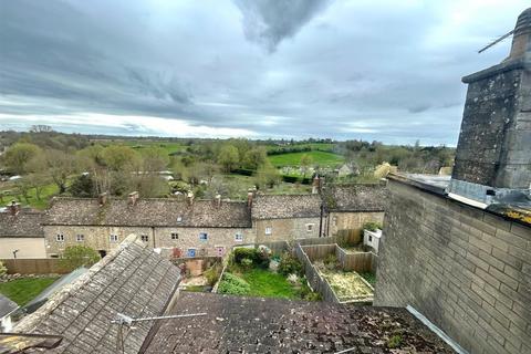 74 Abbey Row, Malmesbury, SN16 0AQ