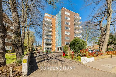 2 bedroom apartment for sale, The Hollies, Wanstead E11