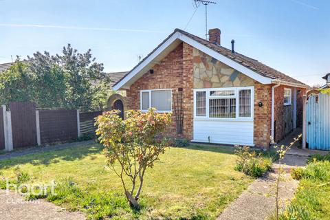 2 bedroom detached bungalow for sale, Shirley Court, Clacton-On-Sea