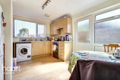 2 bedroom detached bungalow for sale, Shirley Court, Clacton-On-Sea