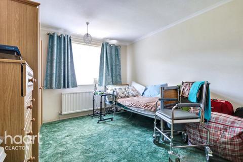 2 bedroom detached bungalow for sale, Shirley Court, Clacton-On-Sea
