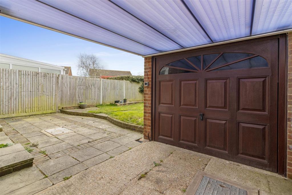 Car Port/Garage