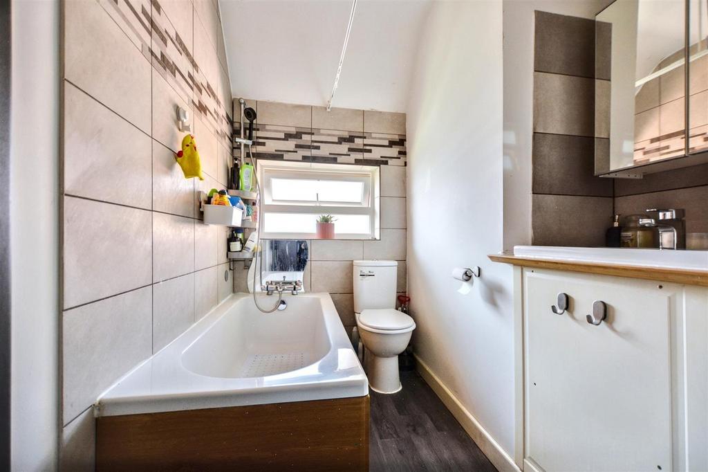 Bathroom.jpeg