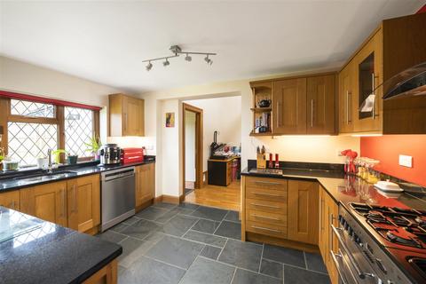 undefined, Weatherhill Road, Smallfield, Horley