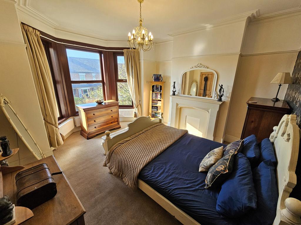 Main Bedroom