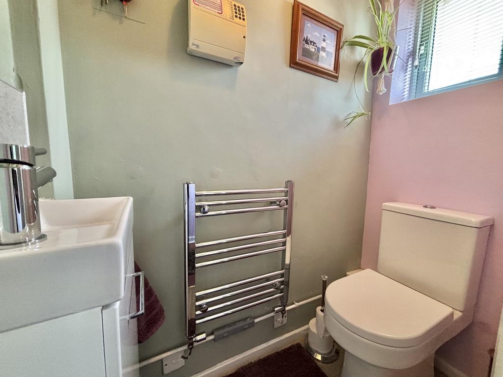 Downstairs wc