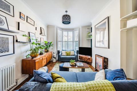 4 bedroom house to rent, Kimberley Avenue London SE15