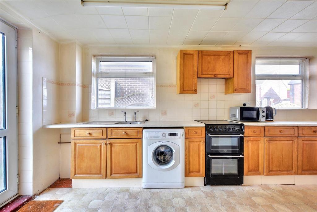 Kitchen # (1).jpeg