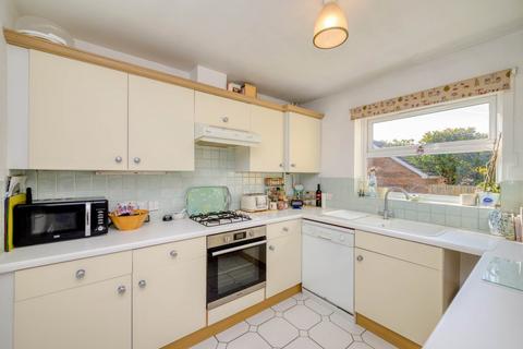 6 Blaenant, Emmer Green, Reading, RG4 8PH