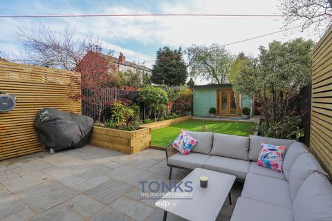 72 Wolverhampton Road South, Quinton, Birmingham, B32 2BE