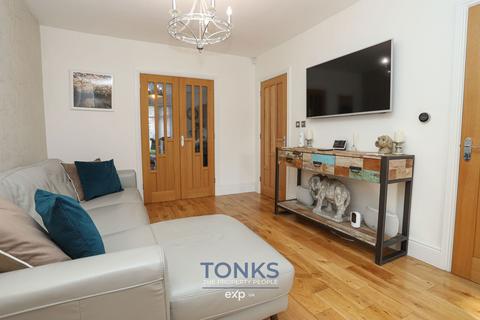 72 Wolverhampton Road South, Quinton, Birmingham, B32 2BE