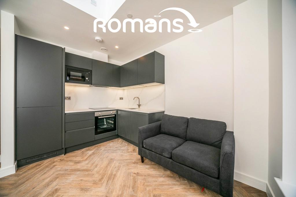 Apartment in Berkshire - View 2