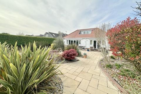 73 Dulsie Road, Talbot Woods, Bournemouth, BH3 7DZ
