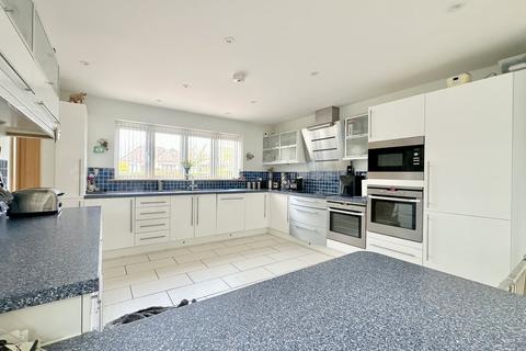 73 Dulsie Road, Talbot Woods, Bournemouth, BH3 7DZ