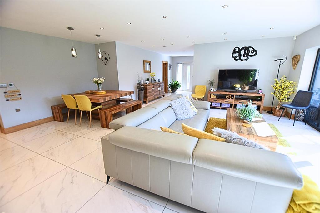 Lounge area