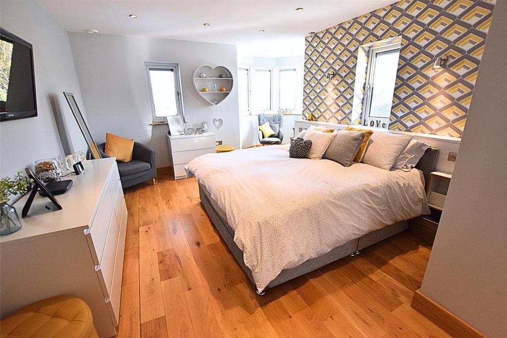 Master suite