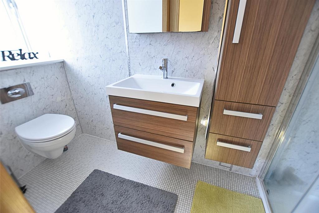 En suite shower room
