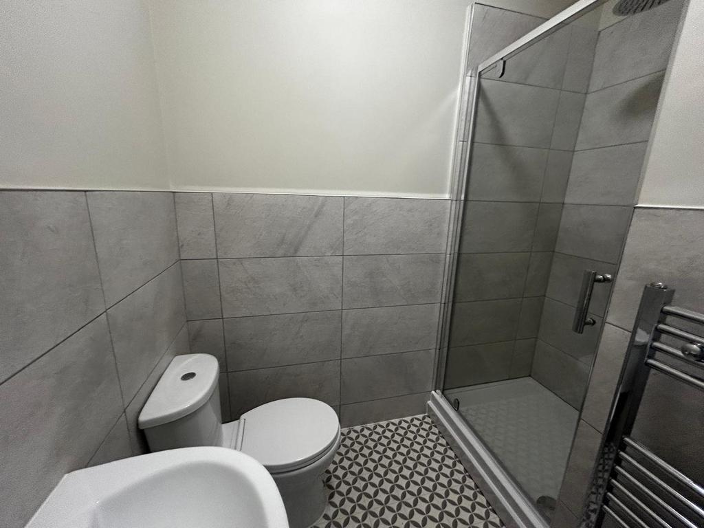 Bathroom 2