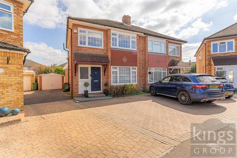 5 Bromleigh Close, Cheshunt, Waltham Cross, EN8 0RN